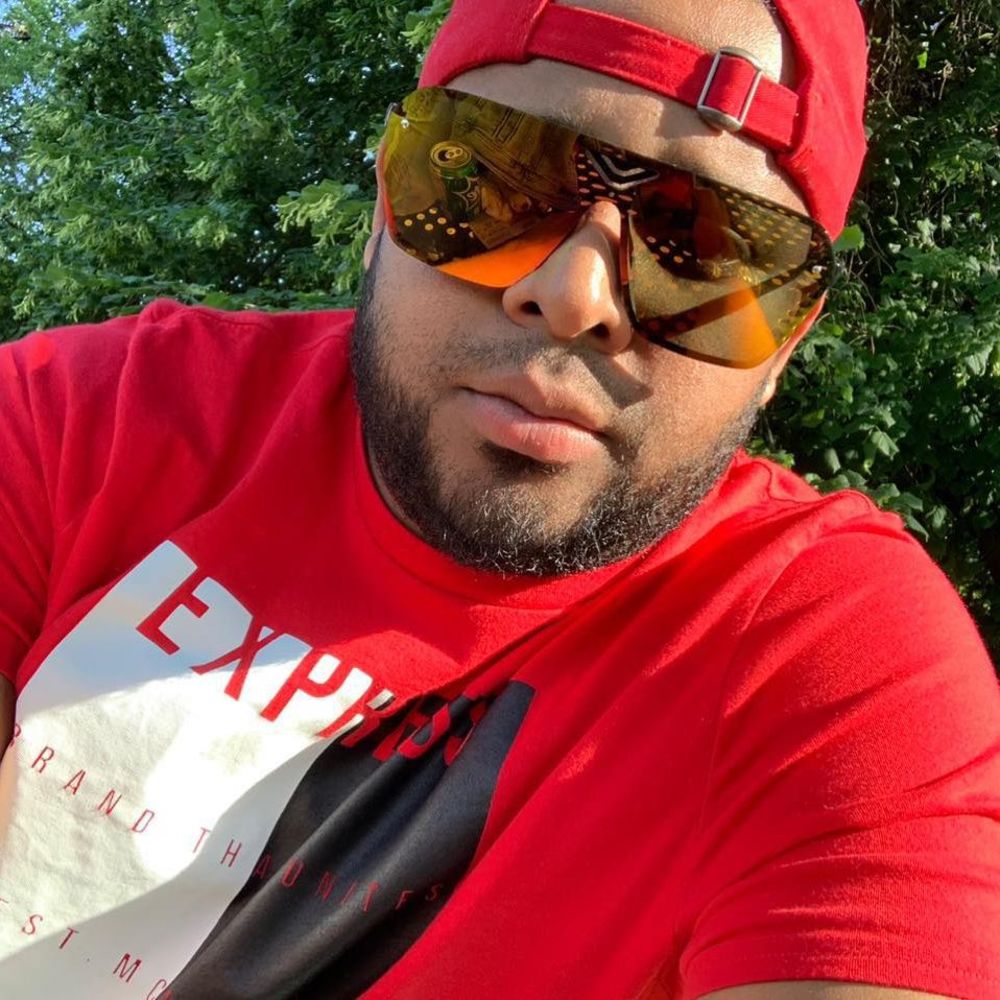 Meet your Posher, Nicolas